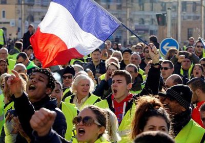 في السبت الـ23.. تأهب فرنسي لتظاهرات السترات الصفراء