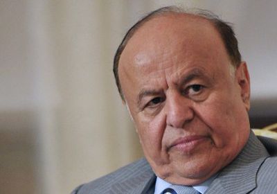الوزير والمستشار.. "المواجهة مع الحوثي" تُظهر خلافات في معسكر الشرعية