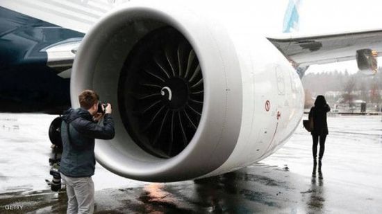 الصين.. "من أجل فأل حسن" مسافرون يلقون بعملات معدنية بمحركات الطائرات
