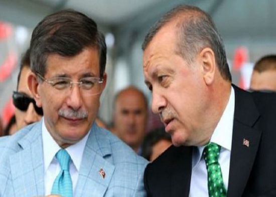 "بلومبيرغ": حرب وشيكة داخل العدالة والتنمية ضد أردوغان
