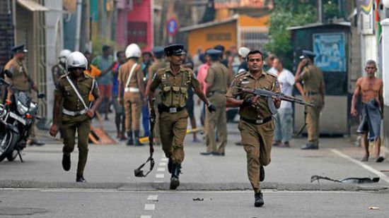 سريلانكا تنفذ قرار حالة الطوارىء بعد سلسلة الهجمات الدموية 