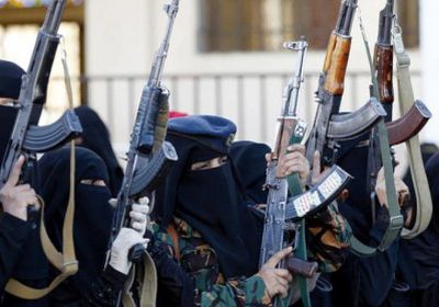 صحيفة كبرى:  المليشيات الحوثية تجند 4 آلاف "زينبية" في كتائبها النسائية