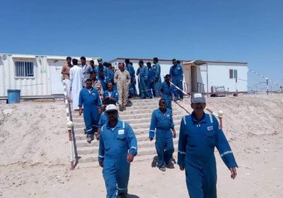 عمال شركة ديلون بالمسيلة ينظمون وقفة احتجاجية لهذا السبب (صور)