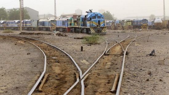 صحيفة سودانية تعلن هروب مسؤولا يشغل 12 منصبا بالسكة الحديد