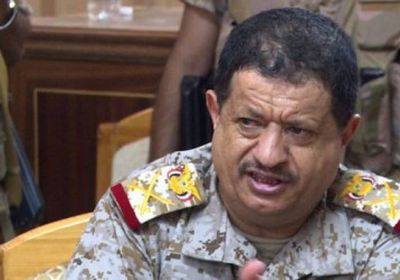 تفاصيل رفض الوحدات العسكرية بالجنوب تجريد رئيس الأركان من صلاحياته