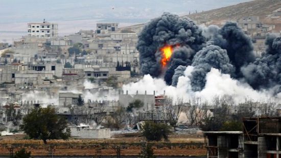غارات جوية تقتل 10 مدنيين من بينهم طفلان بإدلب