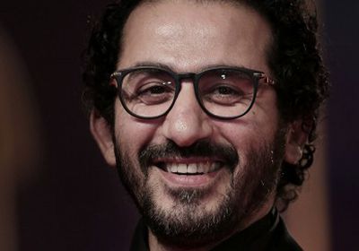 أحمد حلمي يطلب من جمهوره الدعاء لشريف مدكور