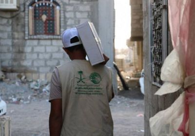 توزيع 900 كرتون تمر على نازحي حجة