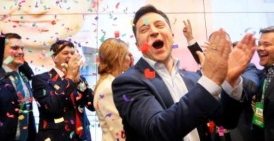  أوكرنيا: على بوتين ألا يتوقع ترحيب الأوكرانيين بالجنسية الروسية 