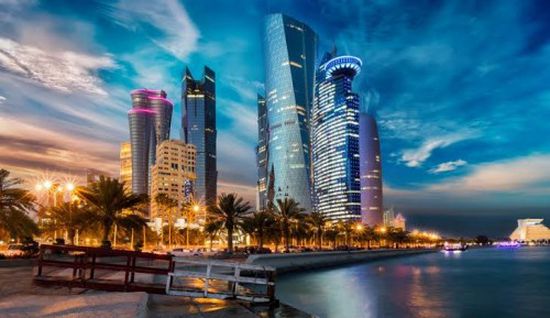 مدون إماراتي: قطر تُعاني عقدة النقص بسبب دبي!