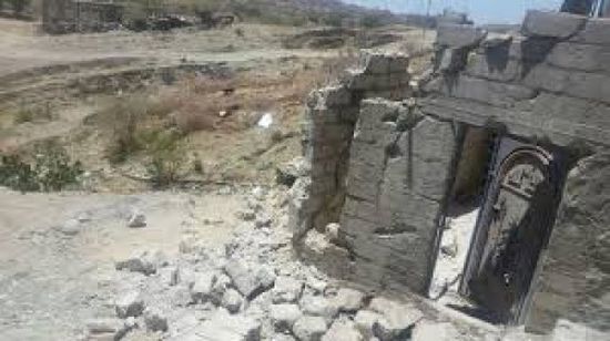 تفاصيل جديدة في القصف الحوثي لمنازل المواطنين بالزاهر