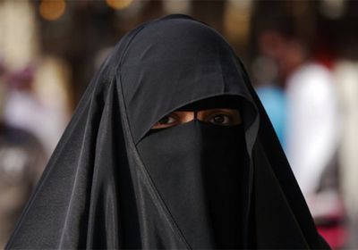 عقب التفجيرات الأخيرة.. سريلانكا تقرر حظر النقاب 