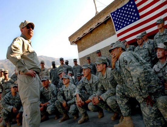 أمريكا ترفع حجم الإنفاق العسكري للمرة الأولى منذ 7 سنوات