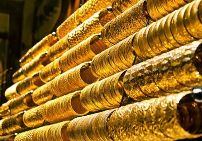 أسعار الذهب تشهد استقرارًا قرب أعلى مستوى خلال أسبوع