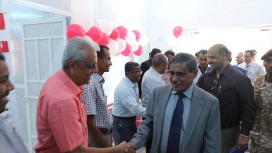 محافظ حضرموت يفتتح المركز الوطني لنقل الدم وأبحاثه بالمكلا (صور)