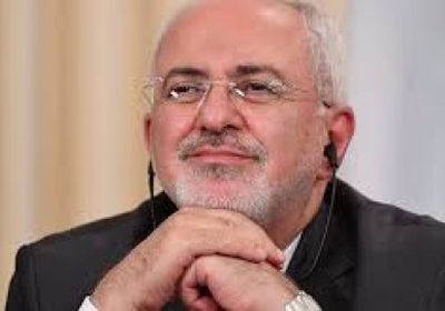 إعلامي لـ وزير الخارجية الإيراني: بلاش عنتريات!