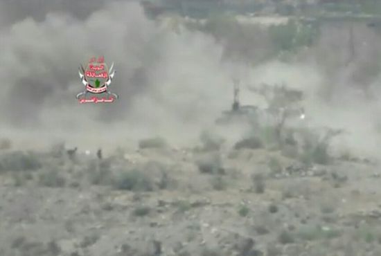 تدمير طقم عسكري حوثي في جبهة العود شمال الضالع (فيديو)