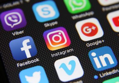 سريلانكا تقرر رفع الحجب عن مواقع التواصل