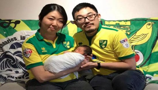 مولود ياباني يحمل اسم مدرب نورويتش بعد العودة للبريمييرليج