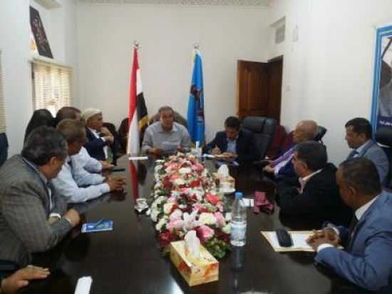 اجتماع جنوبي في صنعاء يُثير خلافات بين قيادات المؤتمر (تفاصيل خاصة)