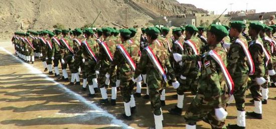 تفاصيل زيارة الزبيدي لعدد من الوحدات العسكرية في العاصمة عدن (صور)