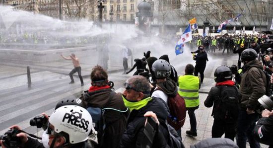 مخاوف فرنسية من اندلاع أعمال عنف خلال الاحتفال بعيد العمال اليوم
