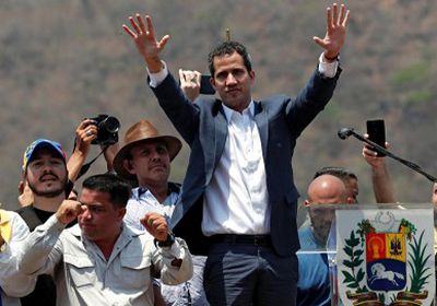 فنزويلا.. غوايدو يحث أعضاء الجيش لمواصلة جهودهم للإطاحة بمادورو