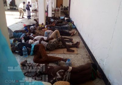 80 إفريقياً يستقبلهم قسم العزل بمستشفى ابن خلدون ومدير صحة لحج يطلق نداء استغاثة (صور)