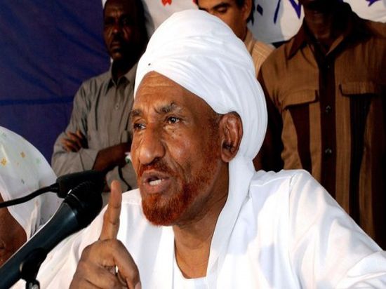 الصادق المهدي يحذر متظاهري السودان من استفزاز الجيش