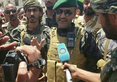 اللواء شلال شائع وقيادات بالتحالف العربي يزورون جبهات القتال بالضالع