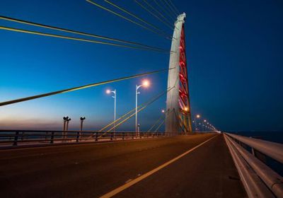 سياسي إماراتي: جسر الشيخ جابر مشروع عملاق
