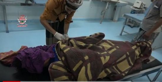 إصابة مواطنة أربعينية في حيس برصاص مليشيات الحوثي (فيديو)