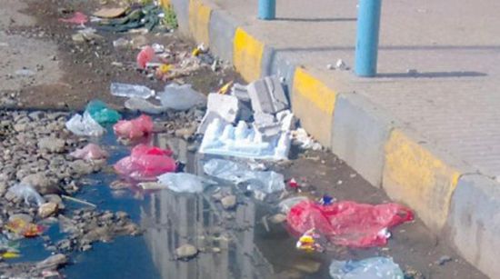 صحيفة دولية: صنعاء تغرق في "الصرف الصحي"