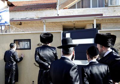 وزير الداخلية الإسرائيلي يختبأ في قبو تحت الأرض هربًا من أحداث المدينة الدامية