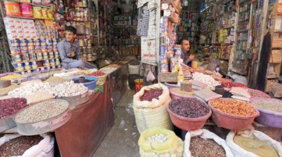 صحيفة دولية: أسعار المنتجات الزراعية في صنعاء تشتعل بسبب الإتاوات الحوثية