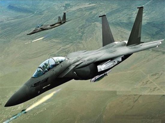 طائرات التحالف تستهدف مواقع المليشيات في محافظتين