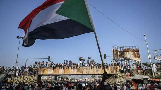 السودان: حملة ضخمة لسحب السيارات الرئاسية والدستورية