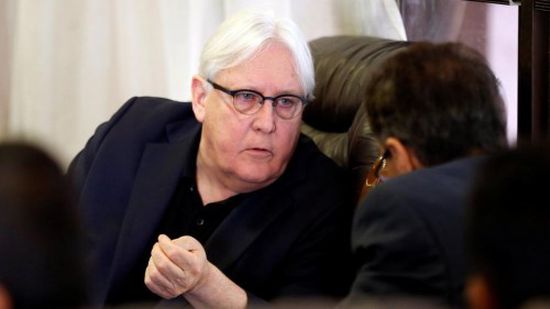 أسرار زيارة غريفيث إلى صنعاء وكواليس لقائه مع الحوثي (حصري)