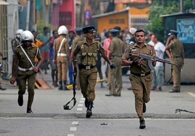 سريلانكا تفرض حظر التجول شمالي العاصمة