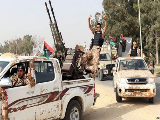 طائرات الجيش الليبي تدك تجمعات مليشيا تابعة لحكومة الوفاق