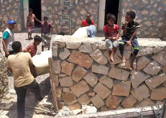 " خليفة الإنسانية " تستكمل مبادرة " خدمة بيوت الرحمن " بأرخبيل سقطرى 