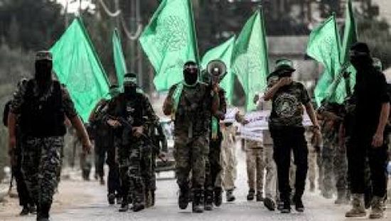 صحفي لـ حماس: رفقاً بأهل غزة 	