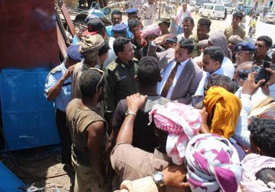 البدء في نقل الورش الفنية من الشوارع العامة بأرخبيل سقطرى