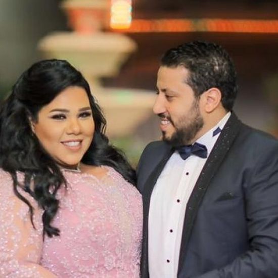 شيماء سيف تحتفل بمرور سنة على زواجها من المنتج محمد كارتر