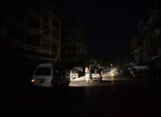 شكوى جماعية من انقطاع التيار الكهربائي في الشيخ عثمان بعدن