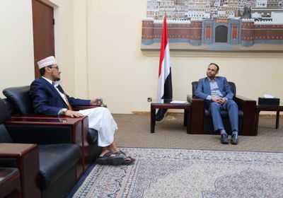 رئيس المجلس الأعلى للمليشيات يلتقي قيادي بارز بحزب الرشاد الإسلامي 