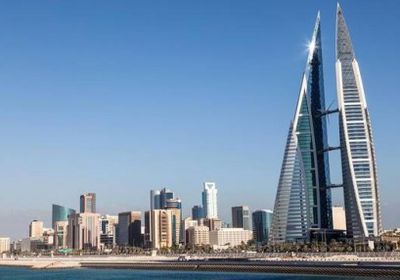 البحرين تتلقى أول دفعة من المساعدات الخليجية