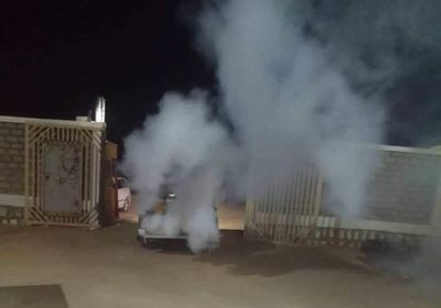 تنفيذ حملة رش ضبابي لمكافحة البعوض بمديرية ثمود (صور)