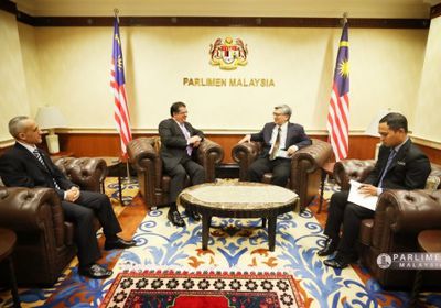 اجتماع يمني ماليزي لمناقشة آخر ممارسات المليشيات الحوثية