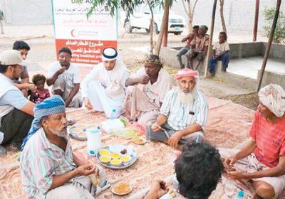 20 ألف مستفيد من حملة " إفطار صائم " لإماراتية في حضرموت